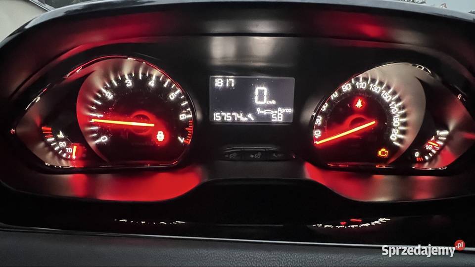 Peugeot 208 2013 10vti światła do jazdy dziennej wielkopolskie