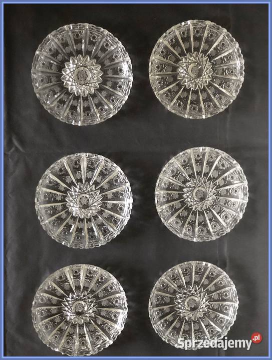 Sprzedam szklane talerzyki PRL ze szlifem 6