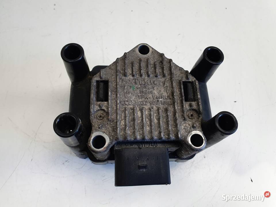 CEWKA ZAPŁONOWA Audi A3 II 8P 16 8V 032905106B Rudka sprzedam