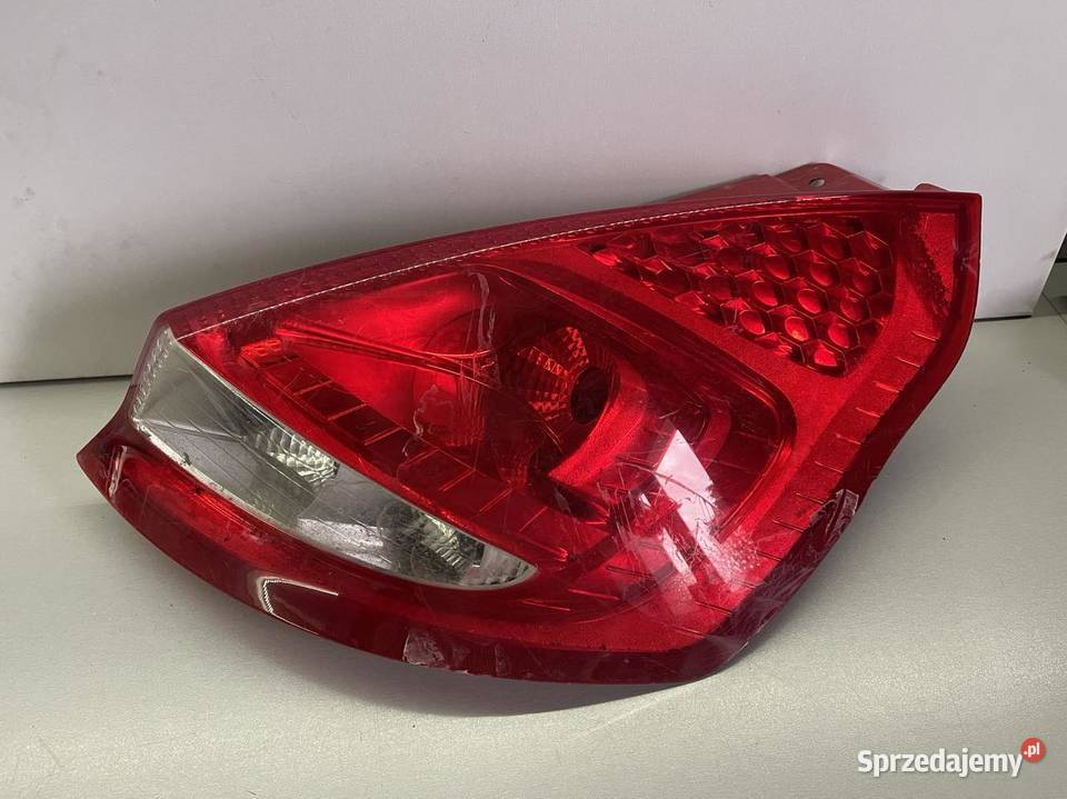 FORD FIESTA MK7 PRAWA LAMPA TYŁ 5D Lampy tylne wielkopolskie Ostroróg