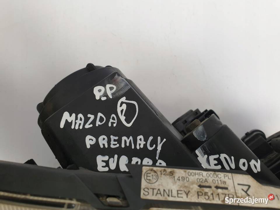 LAMPA PRAWA Mazda 5 XENON PRZEDNIA przód EUROPA osobowe Lampy przednie