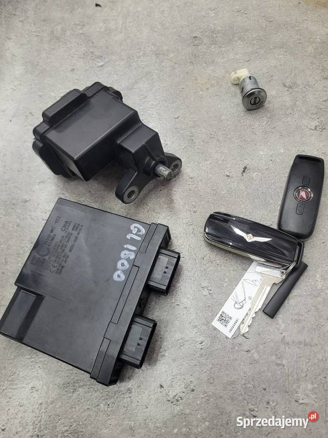 HONDA GOLD WING GL1800 SC79B 1823 OEM ZESTAW Nowy Tomyśl