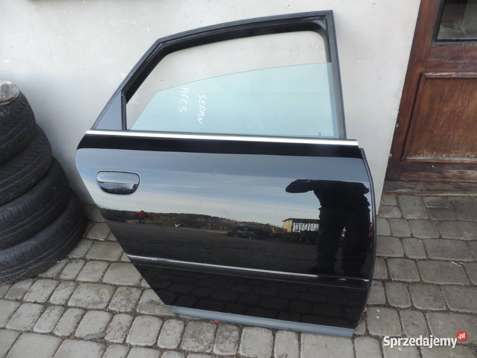 DRZWI PRAWY TYŁ AUDI A6 C5 SEDAN Karoseria