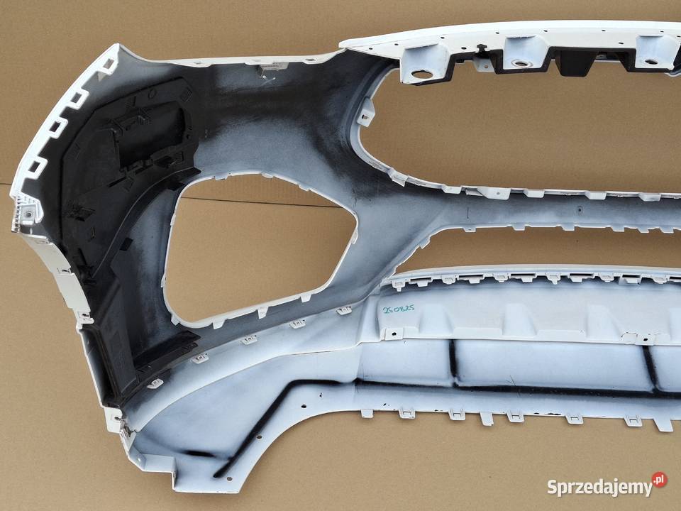 MASERATI GRECALE 22 ZDERZAK PRZÓD PRZEDNI Bieleń