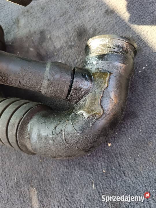 Wąż turbiny przewód rura 8D0 129 615 A Audi A4 osobowe Myszków