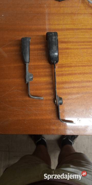 Zapięcia pasów bezpieczeństwa fiat 126p