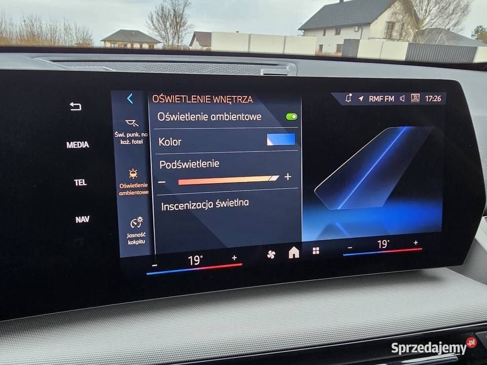 Bmw X1 20d 2024r niski przebieg skóra nowy 4/5