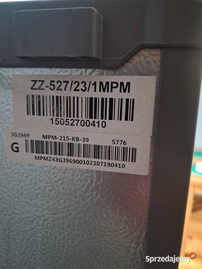 sprzedam lodówkę MPM 215kb39 w kolorze inox Stan Sandomierz