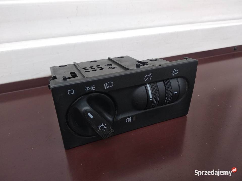 VW Golf MK3 III Vento przełącznik włącznik Sieradz