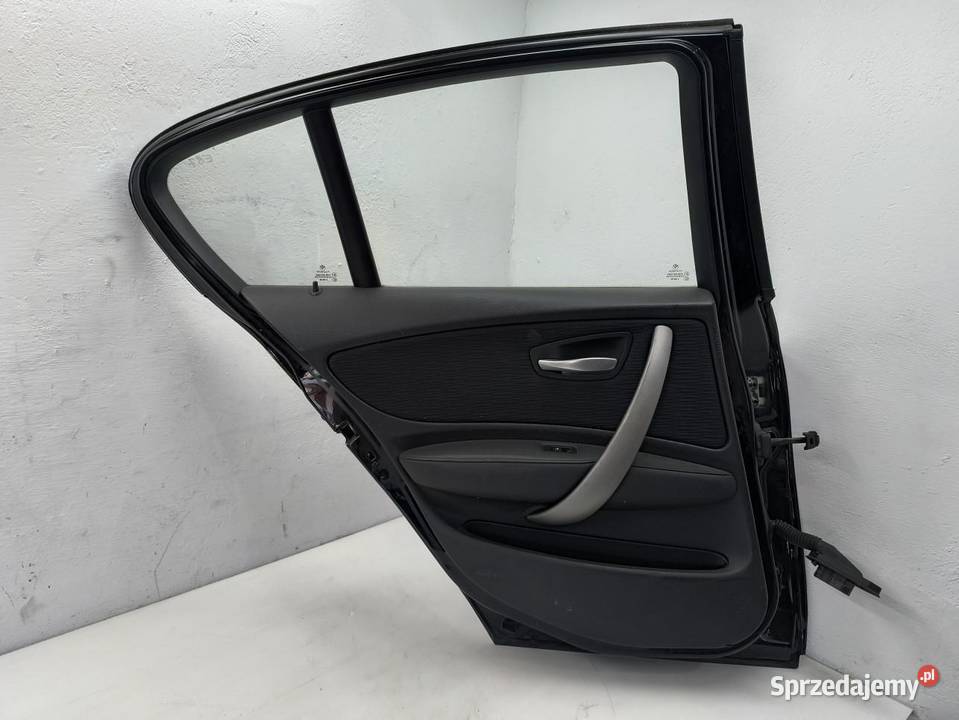 DRZWI LEWY TYŁ KOMPLETNE BMW 1 E87 LIFT SCHWARZ osobowe wielkopolskie sprzedam