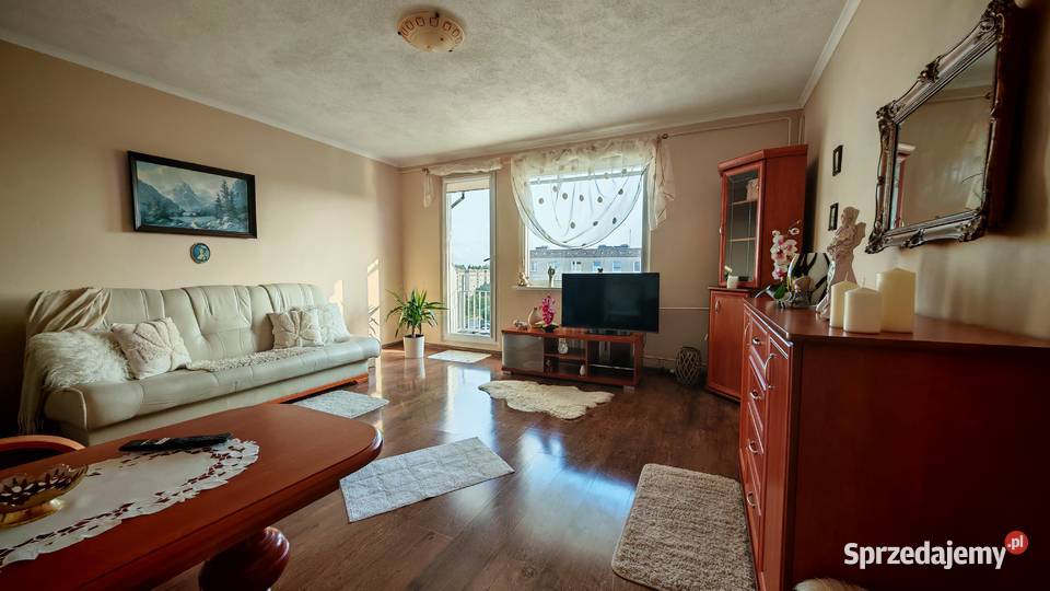 Mieszkanie 65m trzy pokoje z balkonem piwnica sprzedam