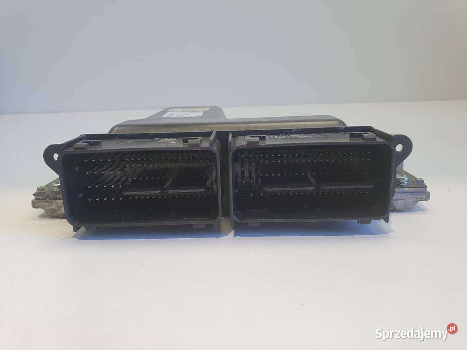 Volvo V60 II 20 D4 STEROWNIK SILNIKA komputer