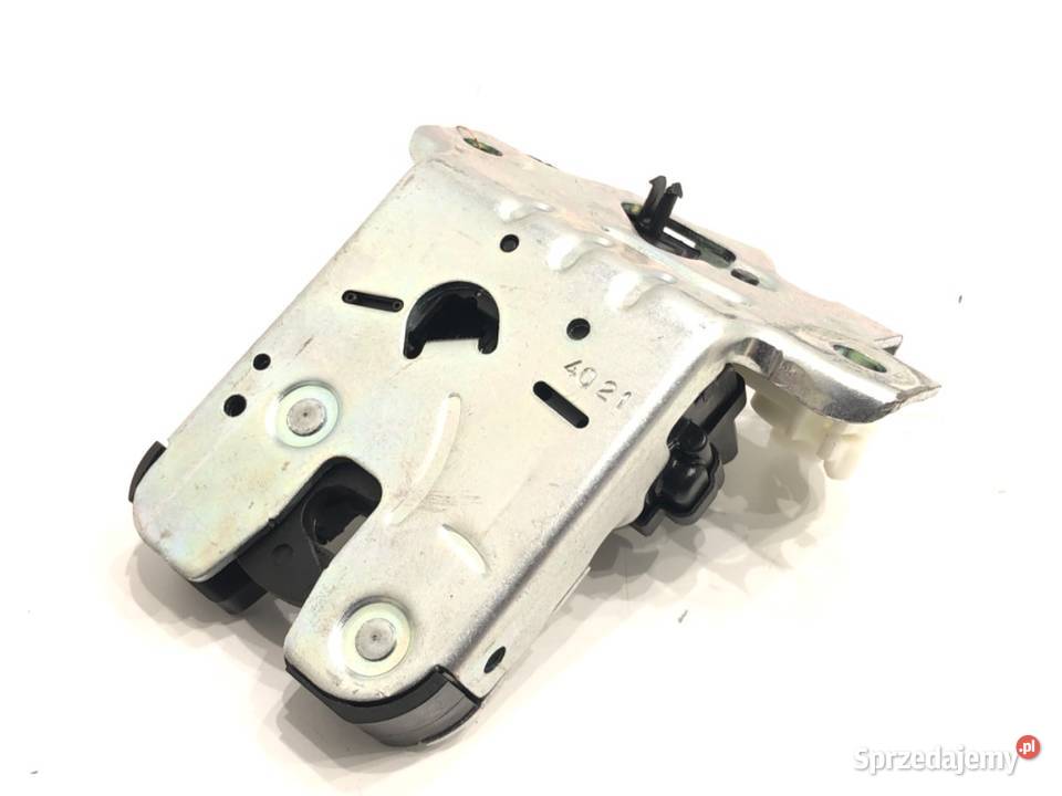 ZAMEK KLAPY TYŁ SKODA OCTAVIA IV Hatchback podkarpackie