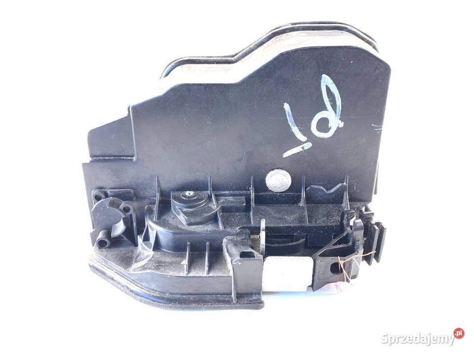 ZAMEK DRZWI PRAWY TYŁ BMW F30 SedanLimuzyna