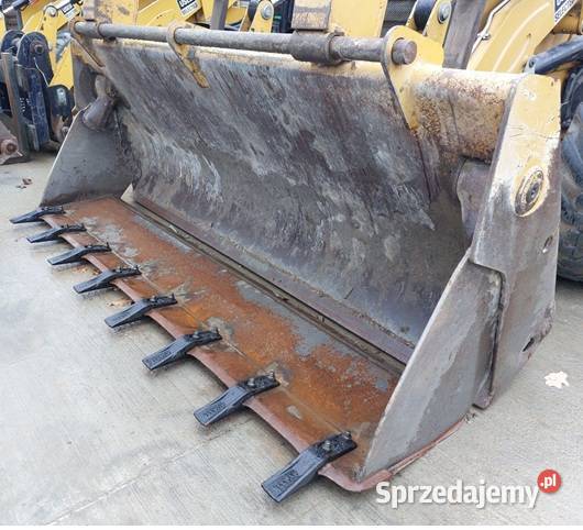 KOPARKOŁADOWARKA MARKI CATERPILLAR 432F2 wielkopolskie