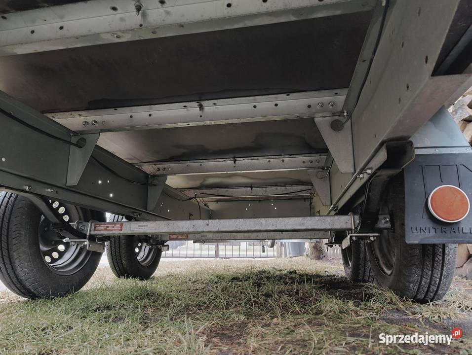 Przyczepka dwuosiowa Martz Hochlader 902 Burtowe i plandeki Susz