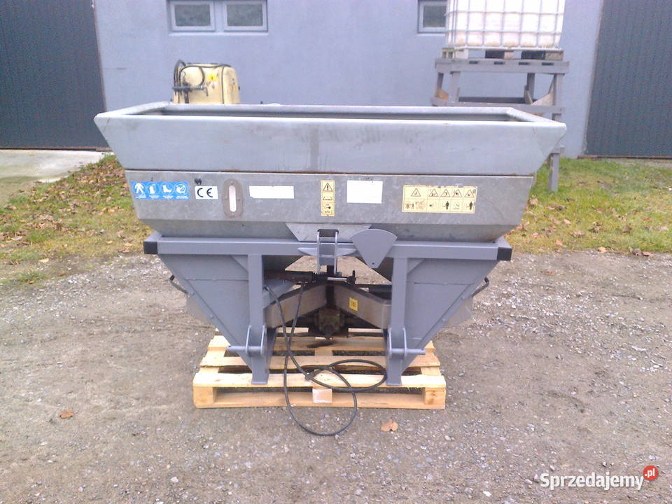 opryskiwacz 300lrozsiewacz dwutalerzowy Wohyń