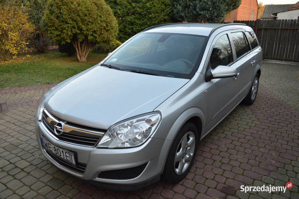Opel Astra H Kombi 17 110 2008r Super Stan Radom sprzedam