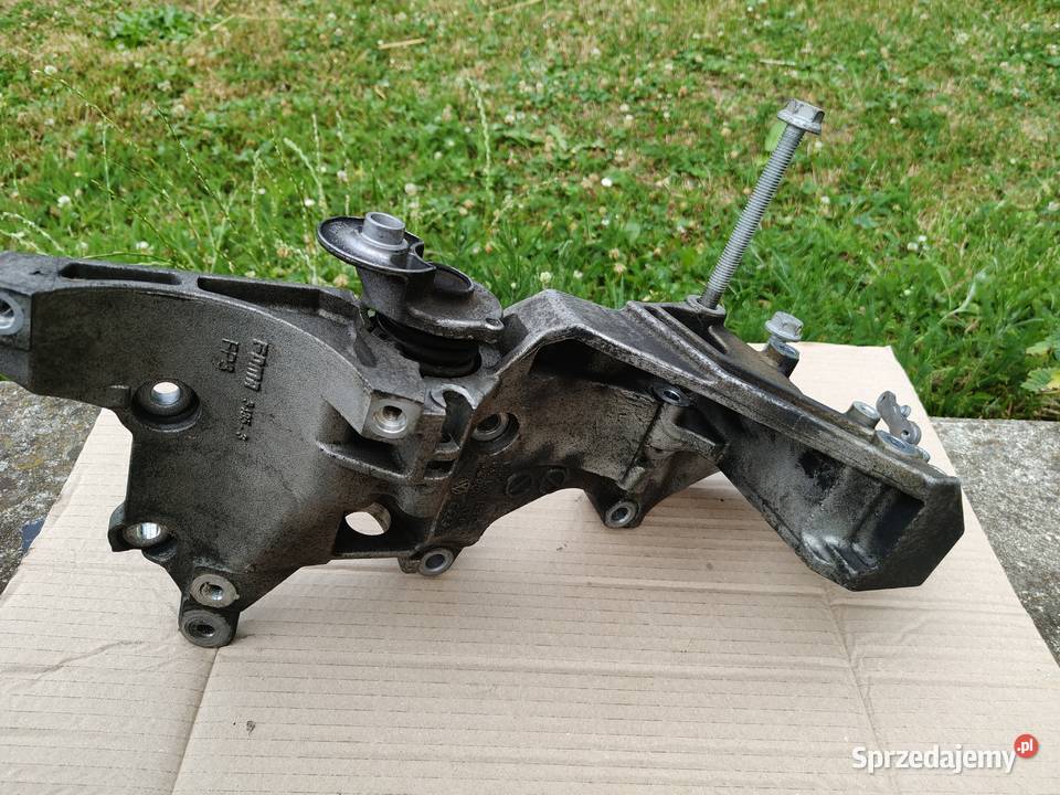 ŁAPA ALTERNATORA POMPY 16 TDI CAY GOLF VI A3 Zadąbrowie