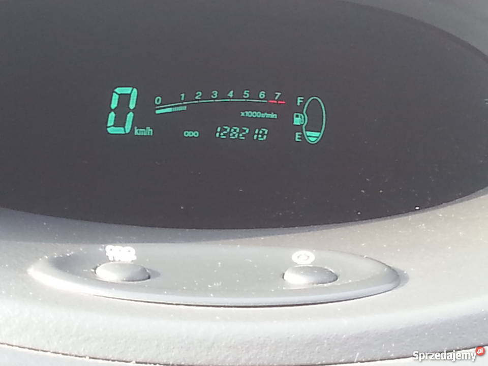 Toyota Yaris zielony metalik wersja Japońska zielony Inowrocław