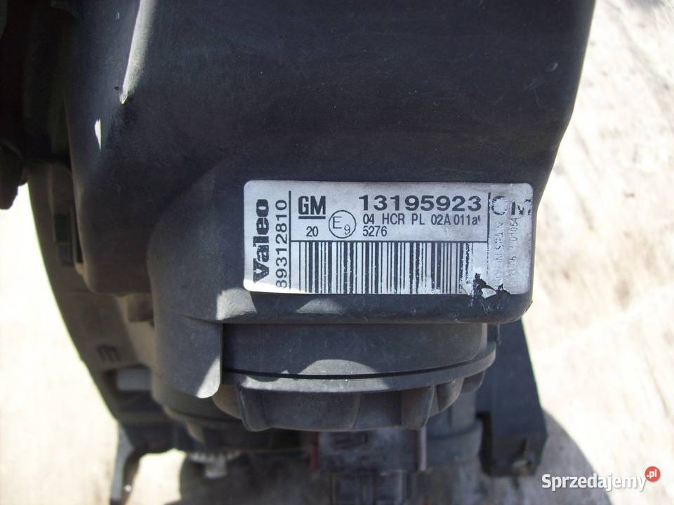 Corsa C Combo Lampa przod przednia Valeo