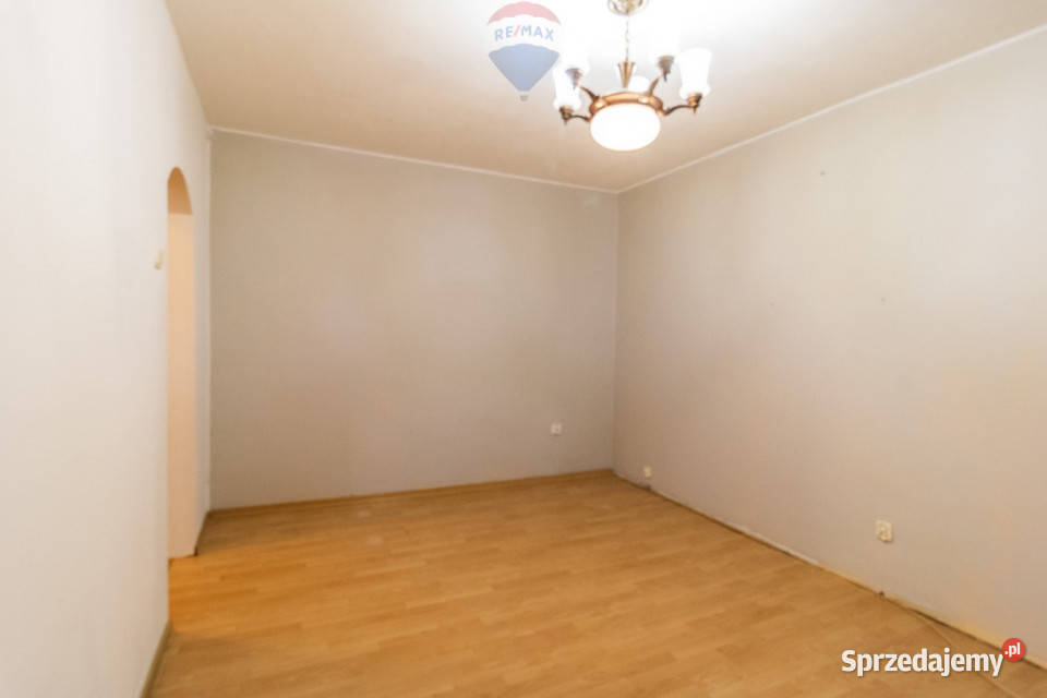 Teofilów 1 pokój 25 m do remontu 1 piętro sieć Łódź