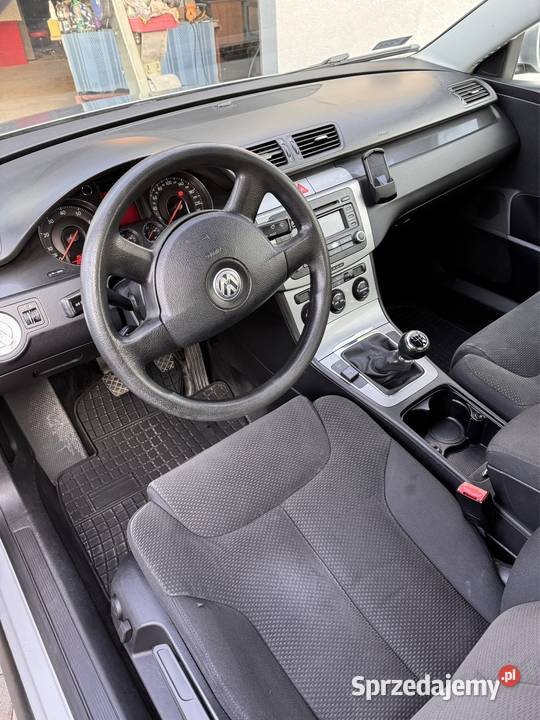 Sprzedam VW Passat B6 ASR (kontrola trakcji)
