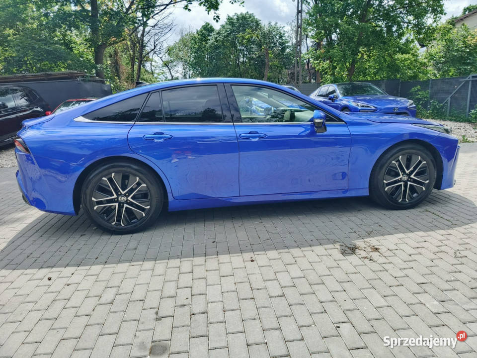 Toyota Mirai światła do jazdy dziennej Warszawa