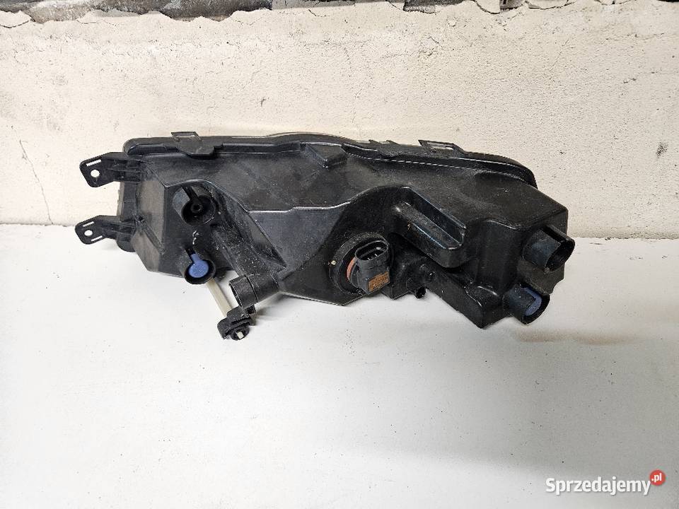 SKODA RAPID LIFT 5JA HALOGEN LEWY PRZÓD Międzychód