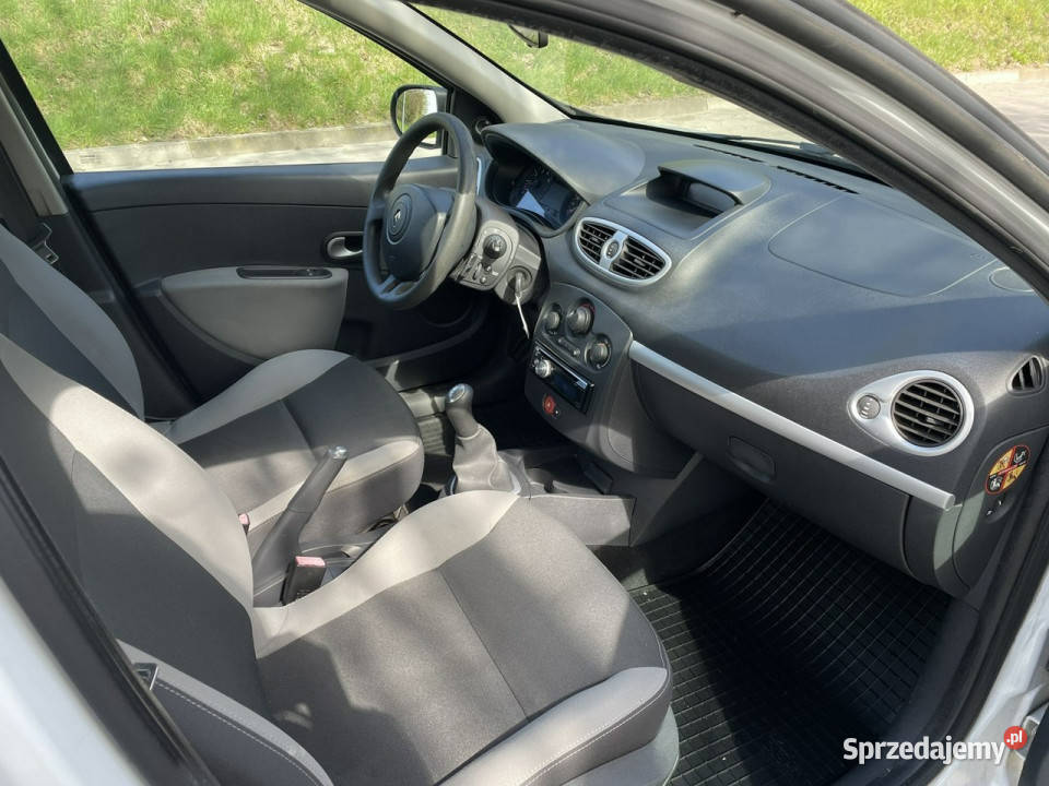 Renault Clio Renault Clio Opłacony Benzyna Klima klimatyzacja Gostyń