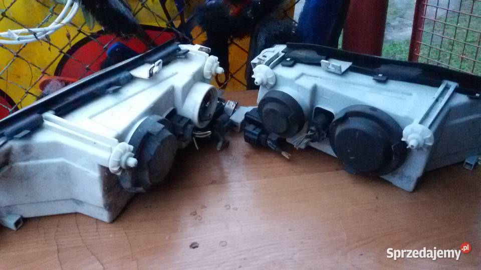 skoda octavia 1 lampy przednie Oświetlenie