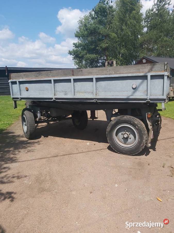 Przyczepa sanok d 47 wywrotka Przyczepy rolnicze