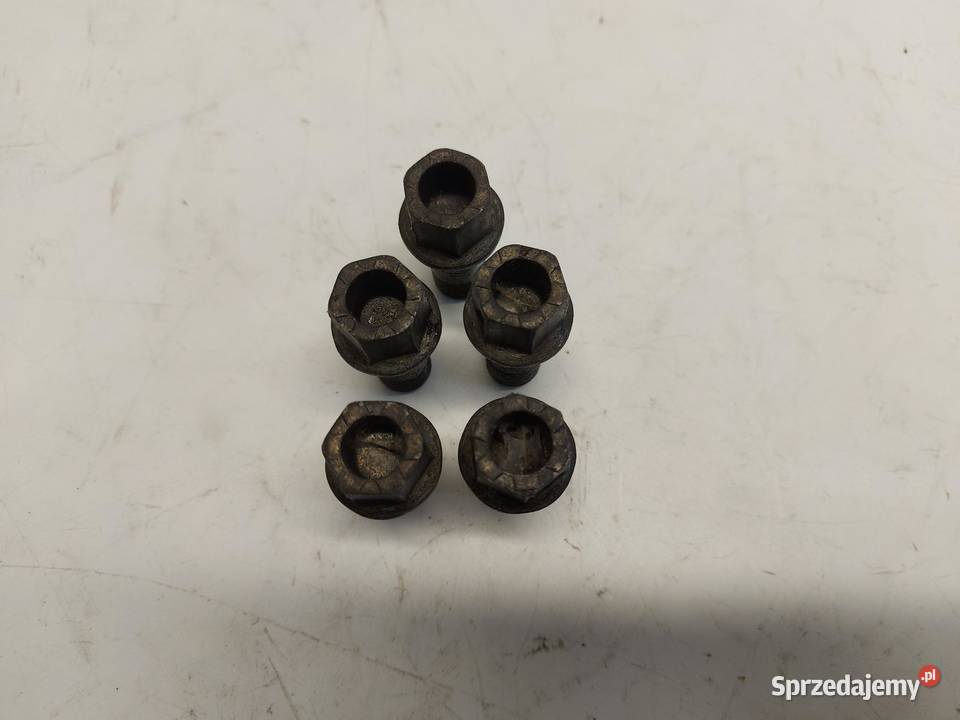 VW Arteon 3G8 2018r ŚRUBY ZABEZPIECZAJĄCE KLUCZ