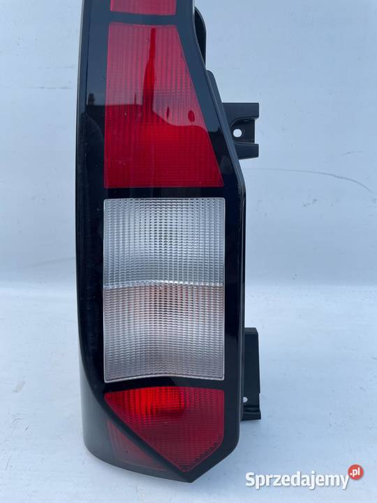 LAMPA LEWA TYŁ TYLNA VW CADDY V 2K7945257 osobowe