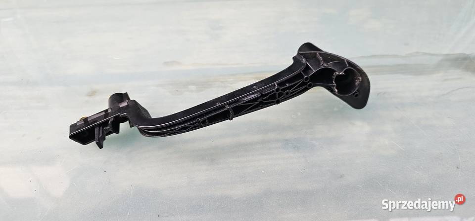 Rączka uchwyt drzwi lewy tył mercedes w202 lift Rok produkcji 1998 Zbąszyń sprzedam