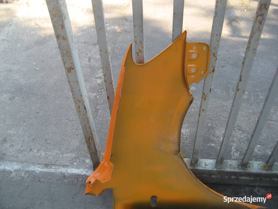 vw caddy III lift 1015r błotnik przód lewy tong Rakoniewice