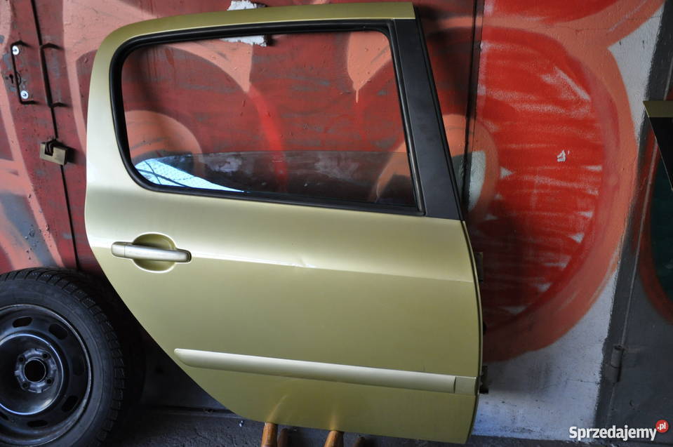 Drzwi tylne prawe Peugeot 307HB kolorKAWC Bydgoszcz
