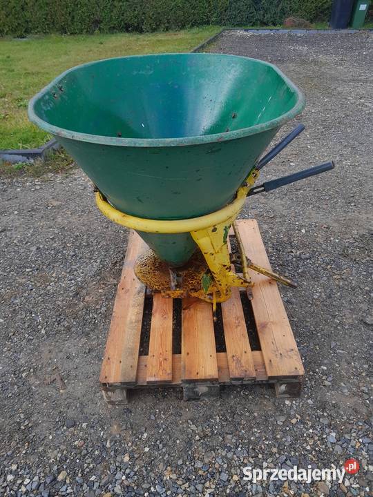 Rozsiewacz do nawozu dwutalerzowy amazone Zadroże