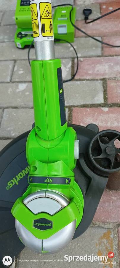 Sprzedam używaną podkaszarkę Greenworks 24v z 2 Strzegom