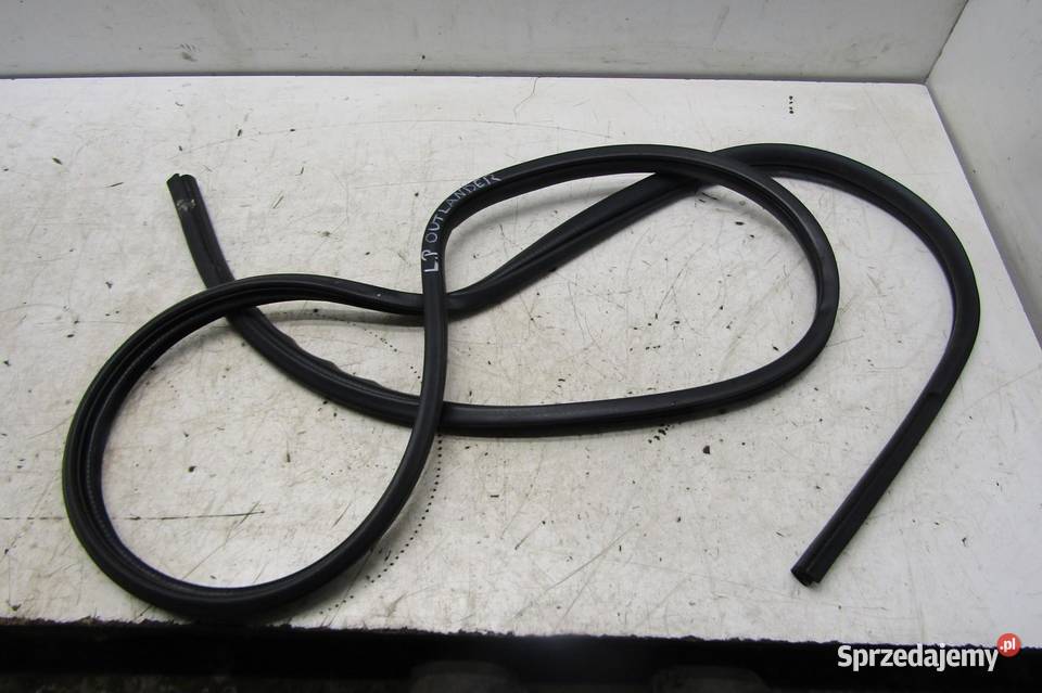 USZCZELKA DRZWI LEWY PRZÓD PRZEDNIA MITSUBISHI Uszczelki lubelskie