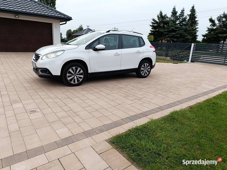 ładny niski przebieg centralny zamek Lublin