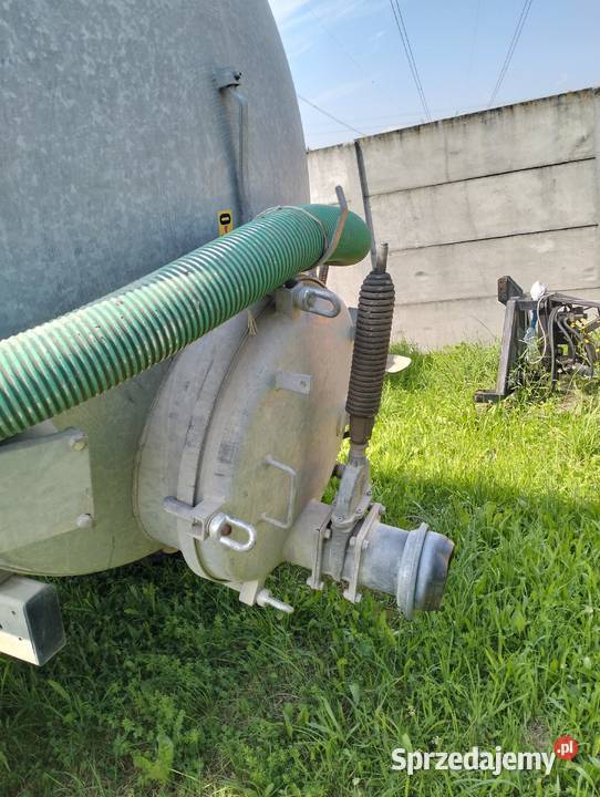 Sprzedam beczkowóz pomot 6700 l Pozostałe Tarnów