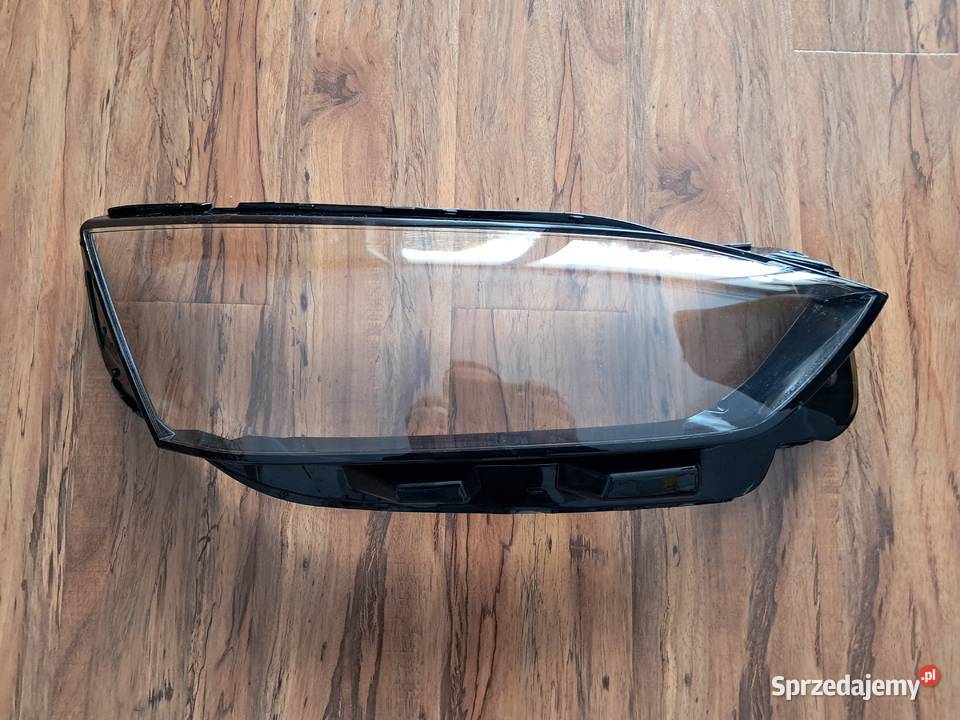 nowy klosz przedniej prawej lampy audi a5 z Sandomierz