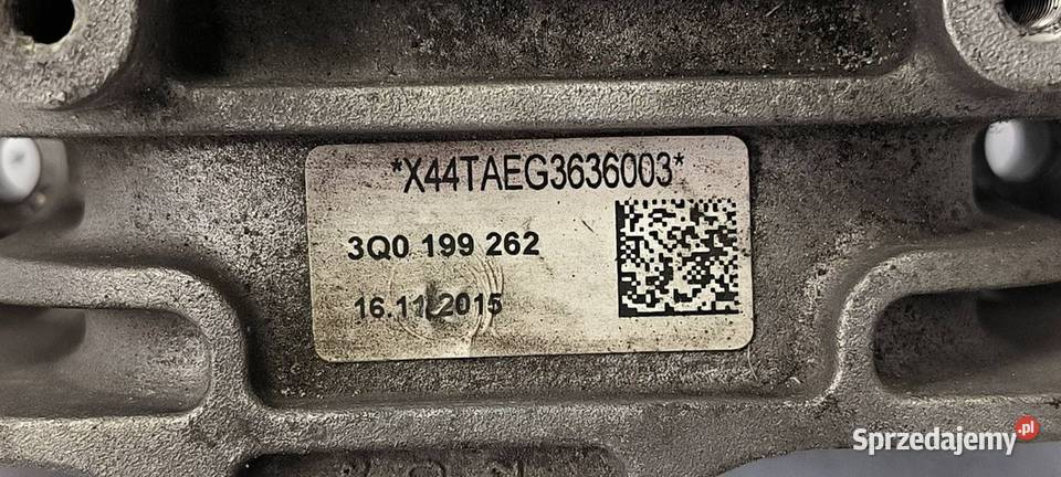 PODUSZKA SILNIKA VOLKSWAGEN PASSAT B8 RLINE kujawsko-pomorskie Lipno