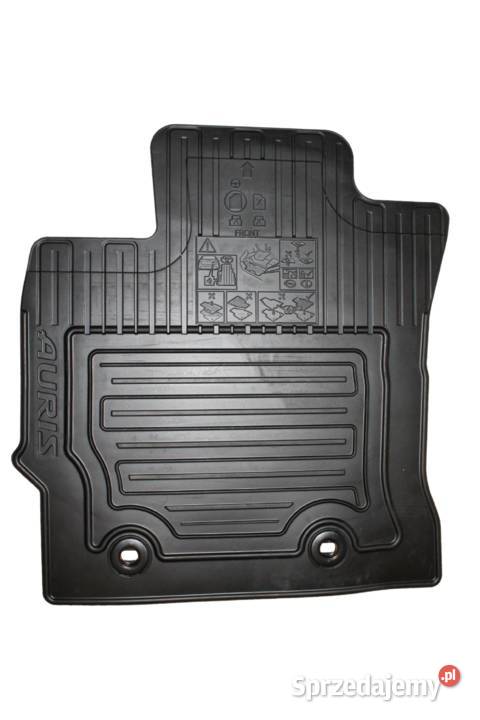 TOYOTA Auris Dywaniki gumowe komplet