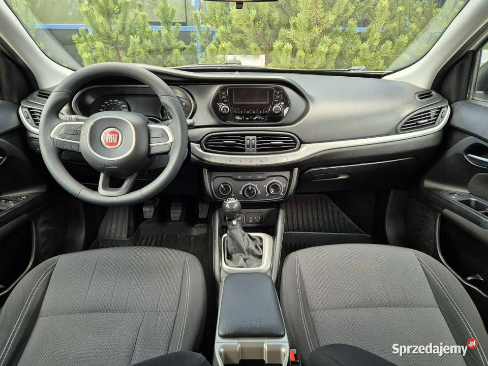 Fiat Tipo LPG GWARANCJA polski salon zadbany klimatyzacja Warszawa sprzedam