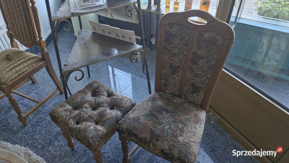 krzesło i pufa drewniane ten sam styl Krzesła Warszawa