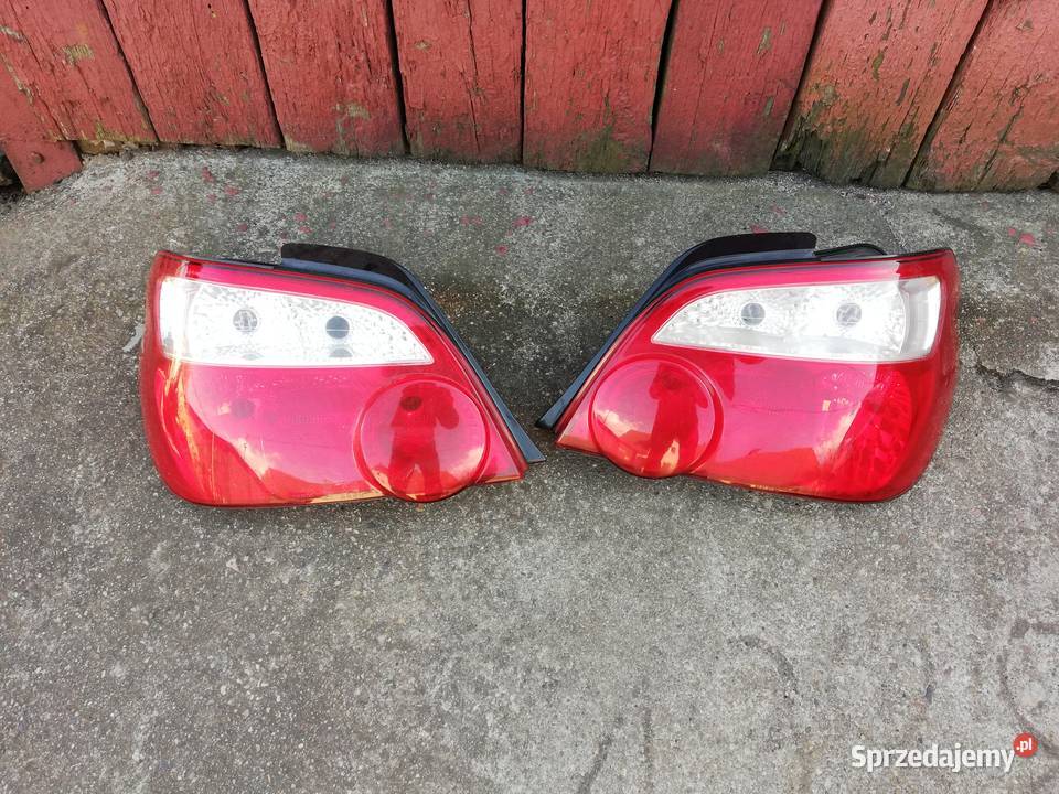 Subaru Impreza GX Sedan lampa Tył Tylna Prawa Malczyce