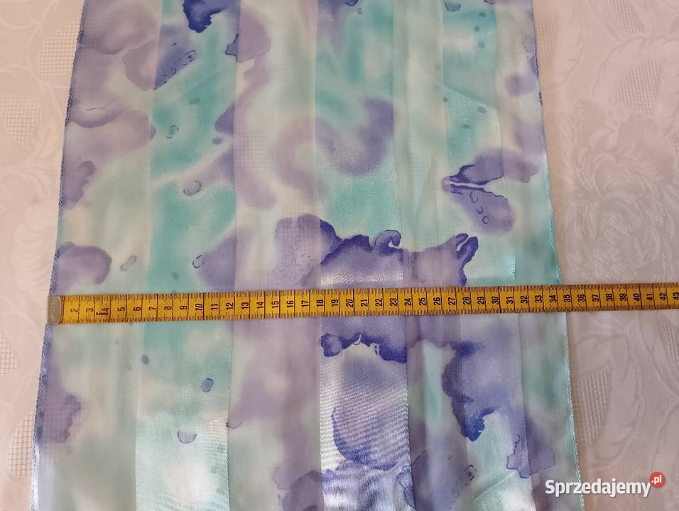 SZALIK błękitny z połyskującym wzorem lekki Oborniki