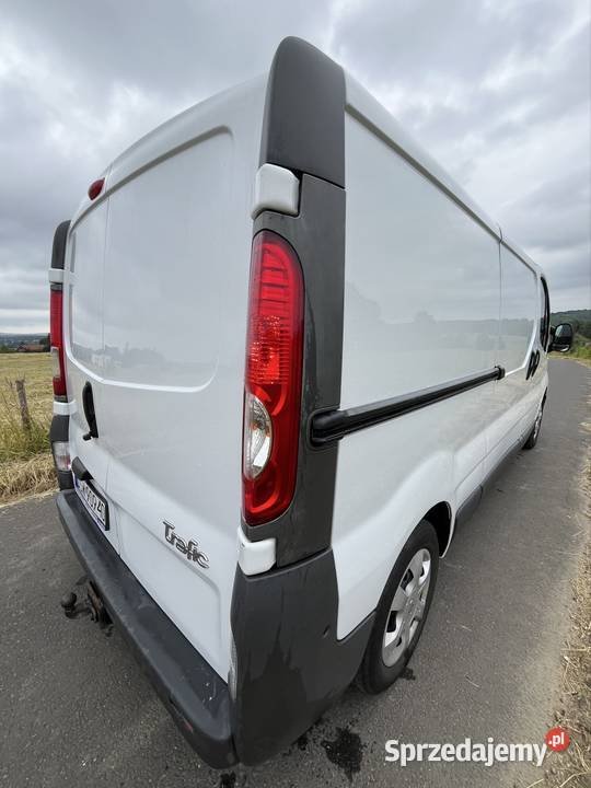 Renault Trafic 2009 Long z hakiem klima Prywatny Renault Olszyna